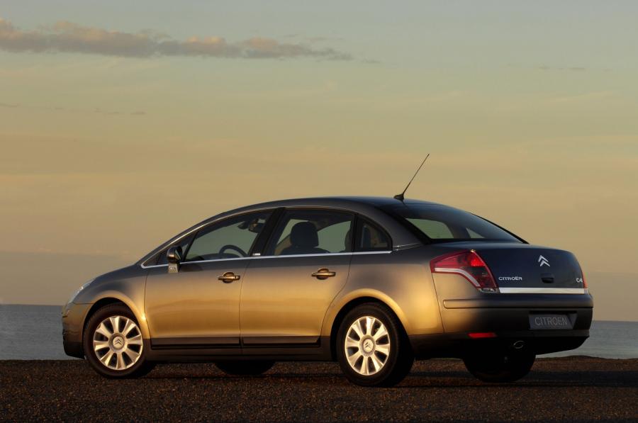  Citroen C4 Sedan 2008 года  (фото 8 из 75)